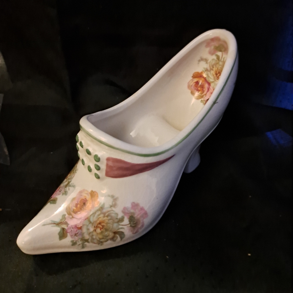 Royal Winton pottery Shoe Decor